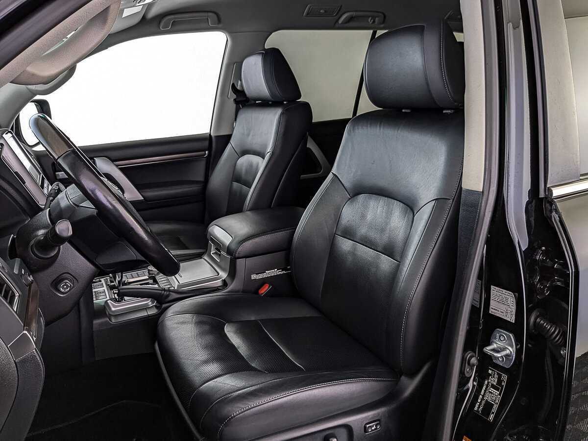 Купить Toyota Land Cruiser с пробегом. Фото: #19