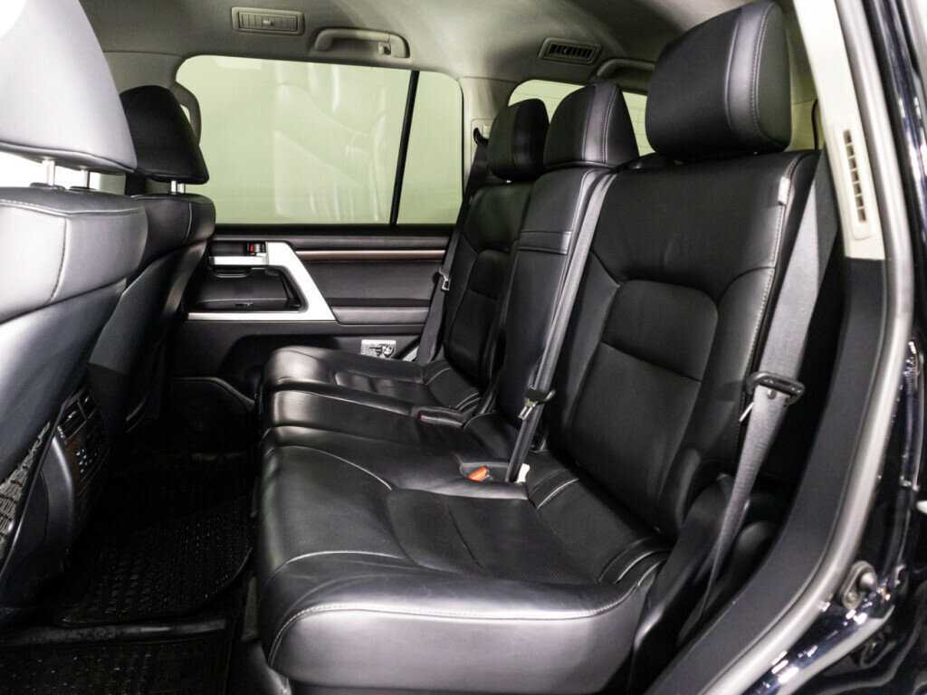 Купить Toyota Land Cruiser с пробегом. Фото: #9