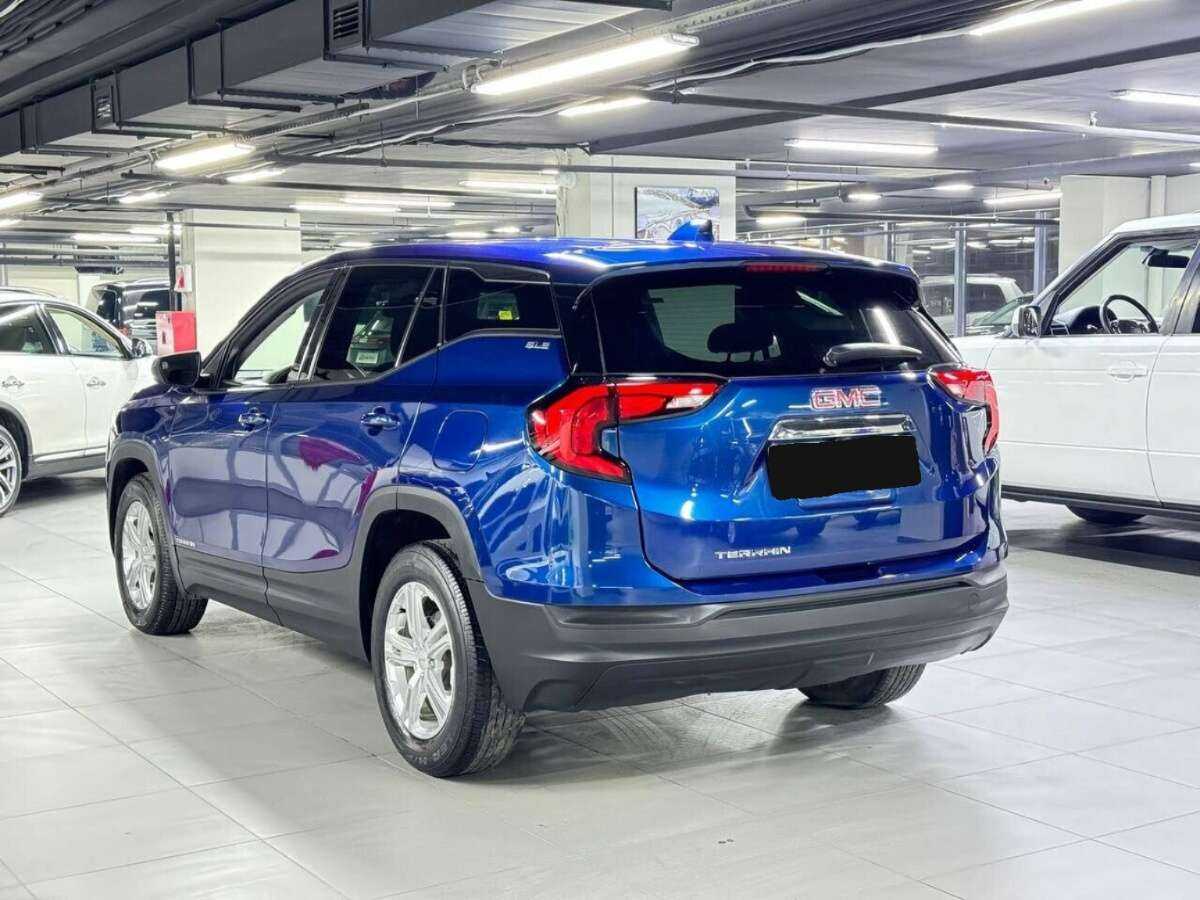 Купить GMC Terrain с пробегом. Фото: #4