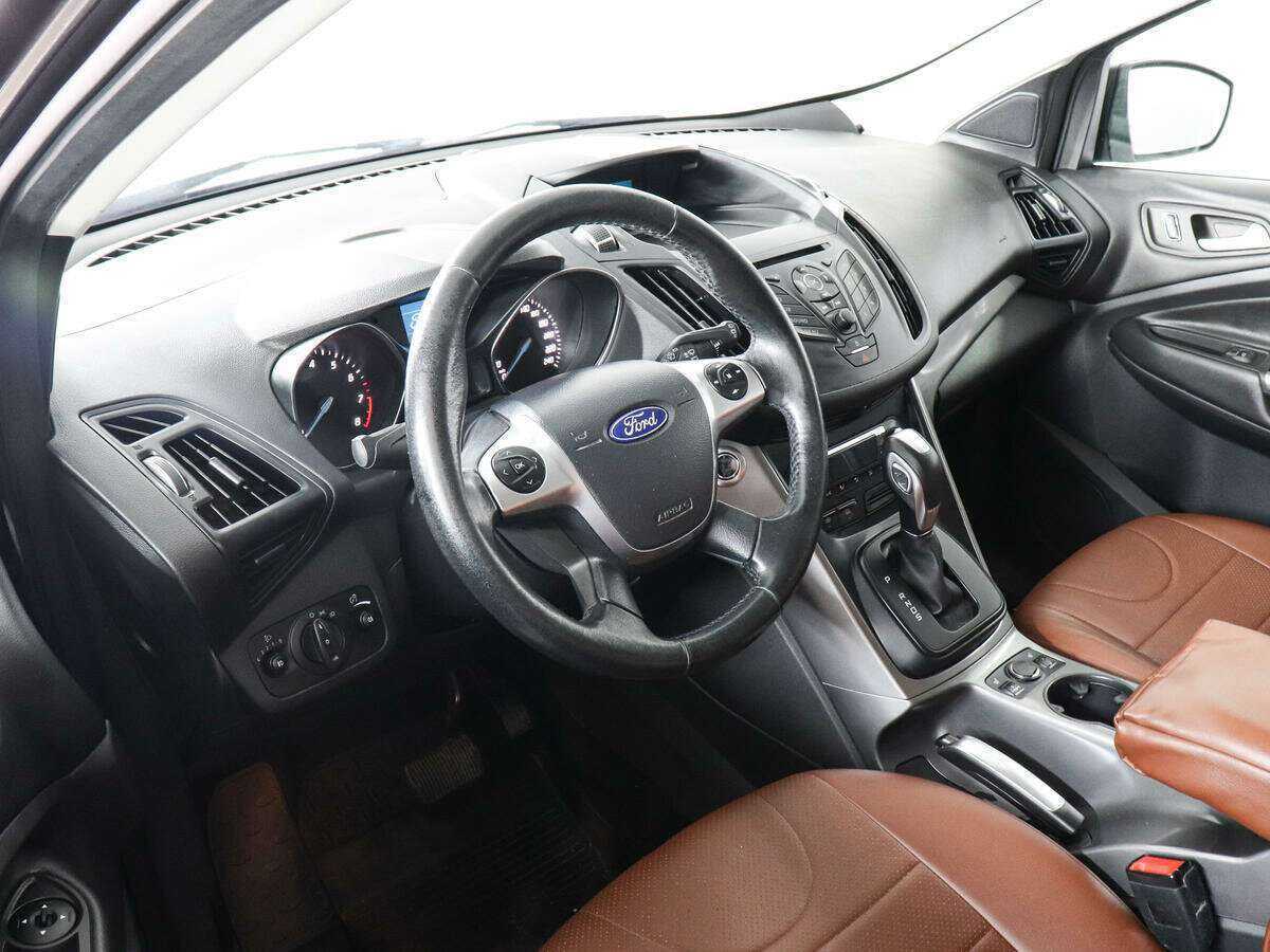 Купить Ford Kuga с пробегом. Фото: #6