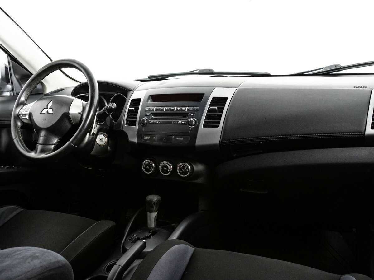 Купить Mitsubishi Outlander с пробегом. Фото: #6
