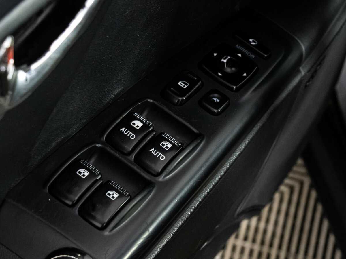 Купить Hyundai Grandeur с пробегом. Фото: #14