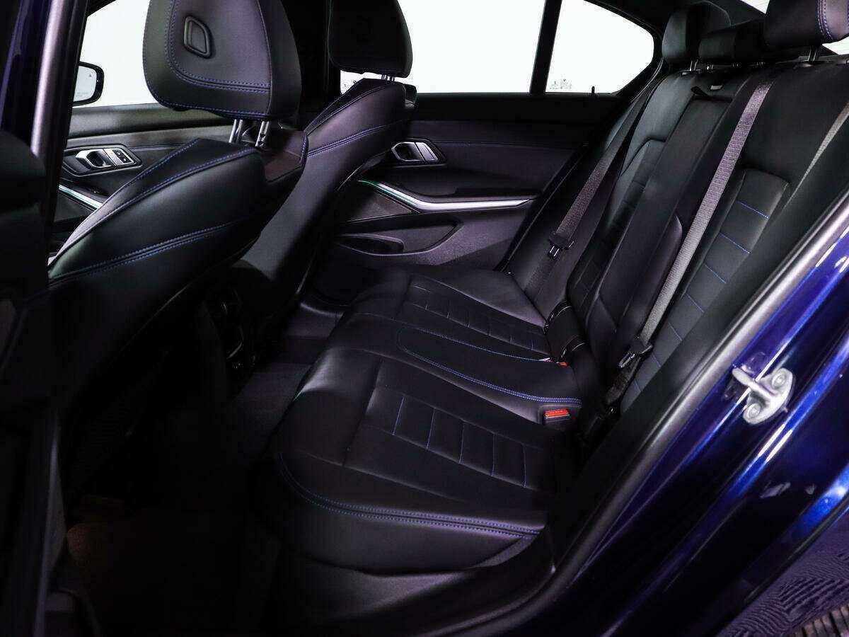 Купить BMW 3 серии с пробегом. Фото: #4