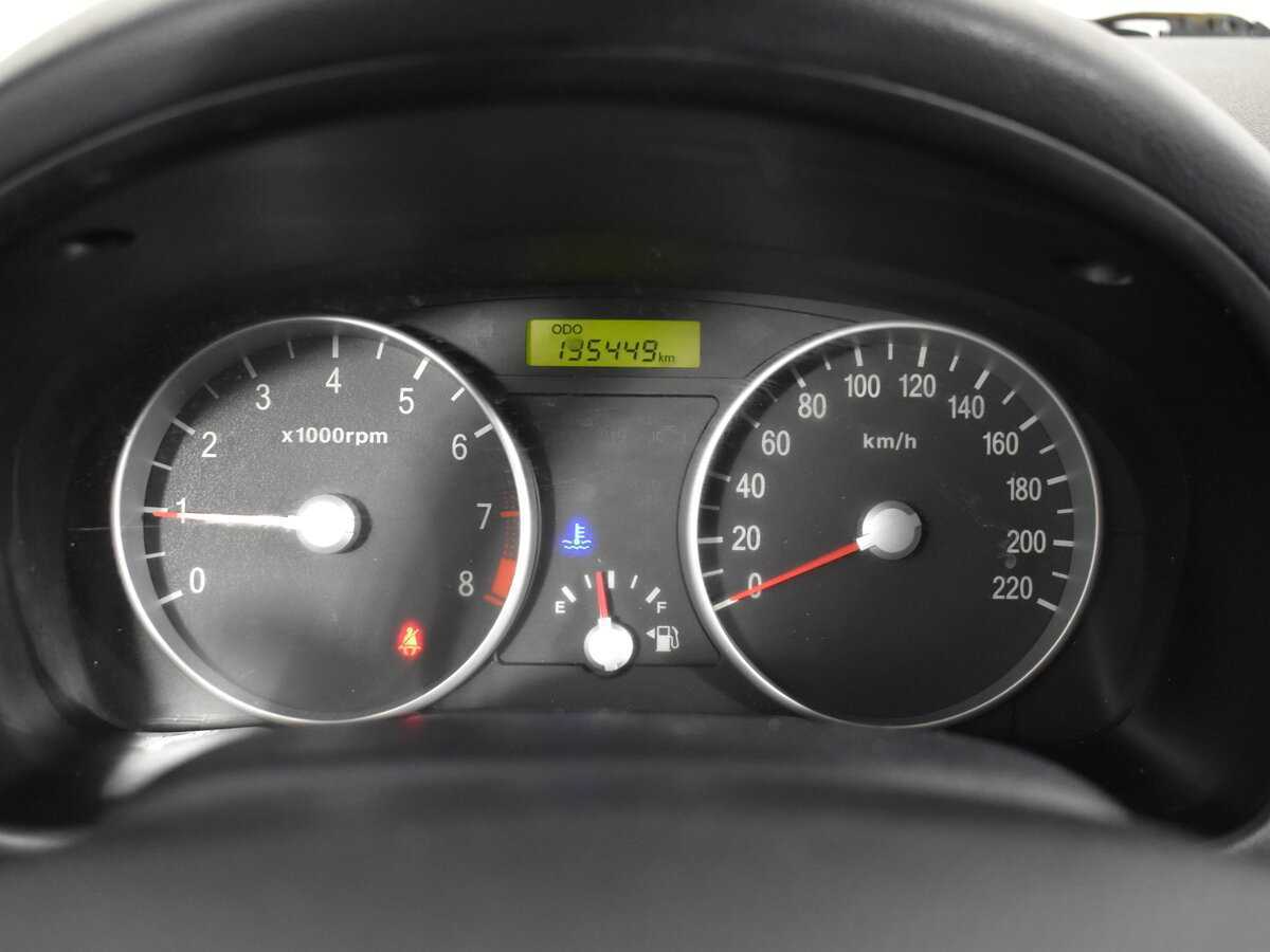 Купить Hyundai Verna с пробегом. Фото: #13