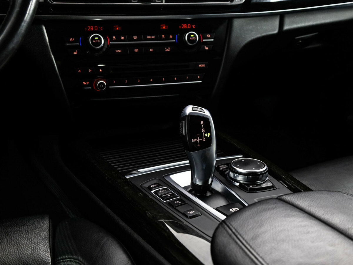 Купить BMW X5 с пробегом. Фото: #11