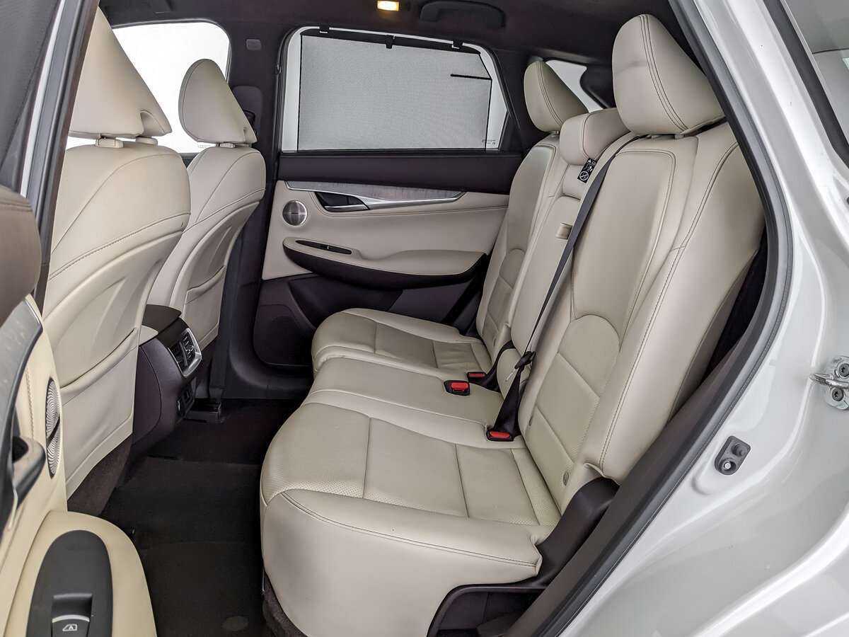 Купить Infiniti QX50 с пробегом. Фото: #11