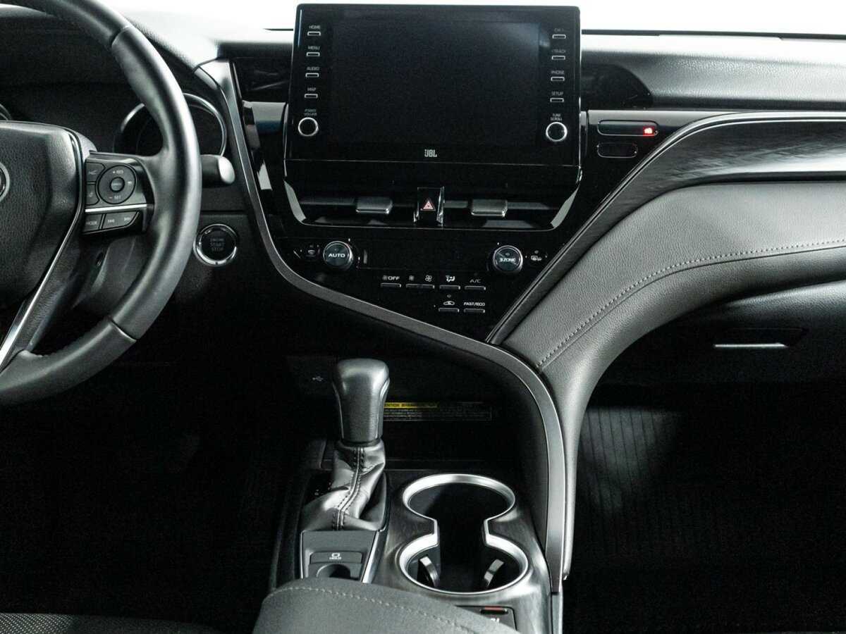 Купить Toyota Camry с пробегом. Фото: #13