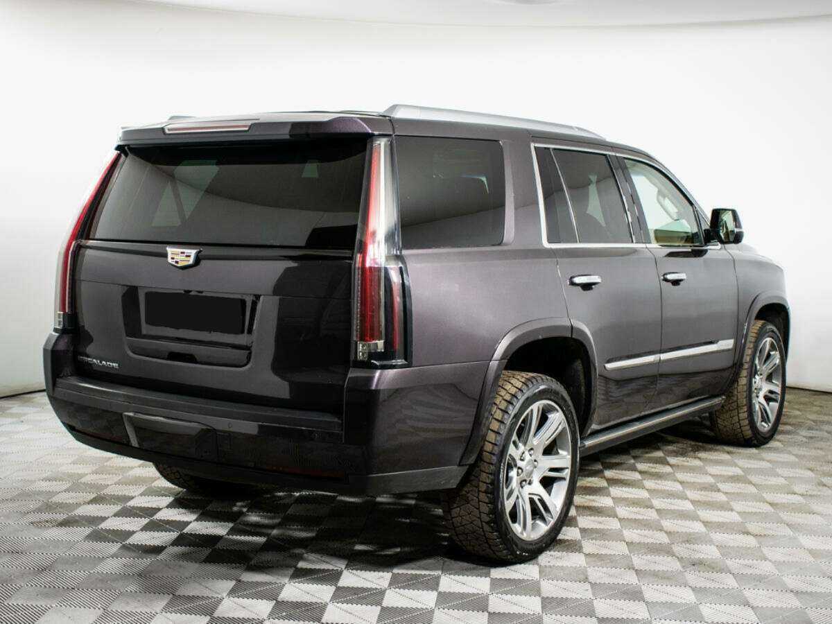 Купить Cadillac Escalade с пробегом. Фото: #3