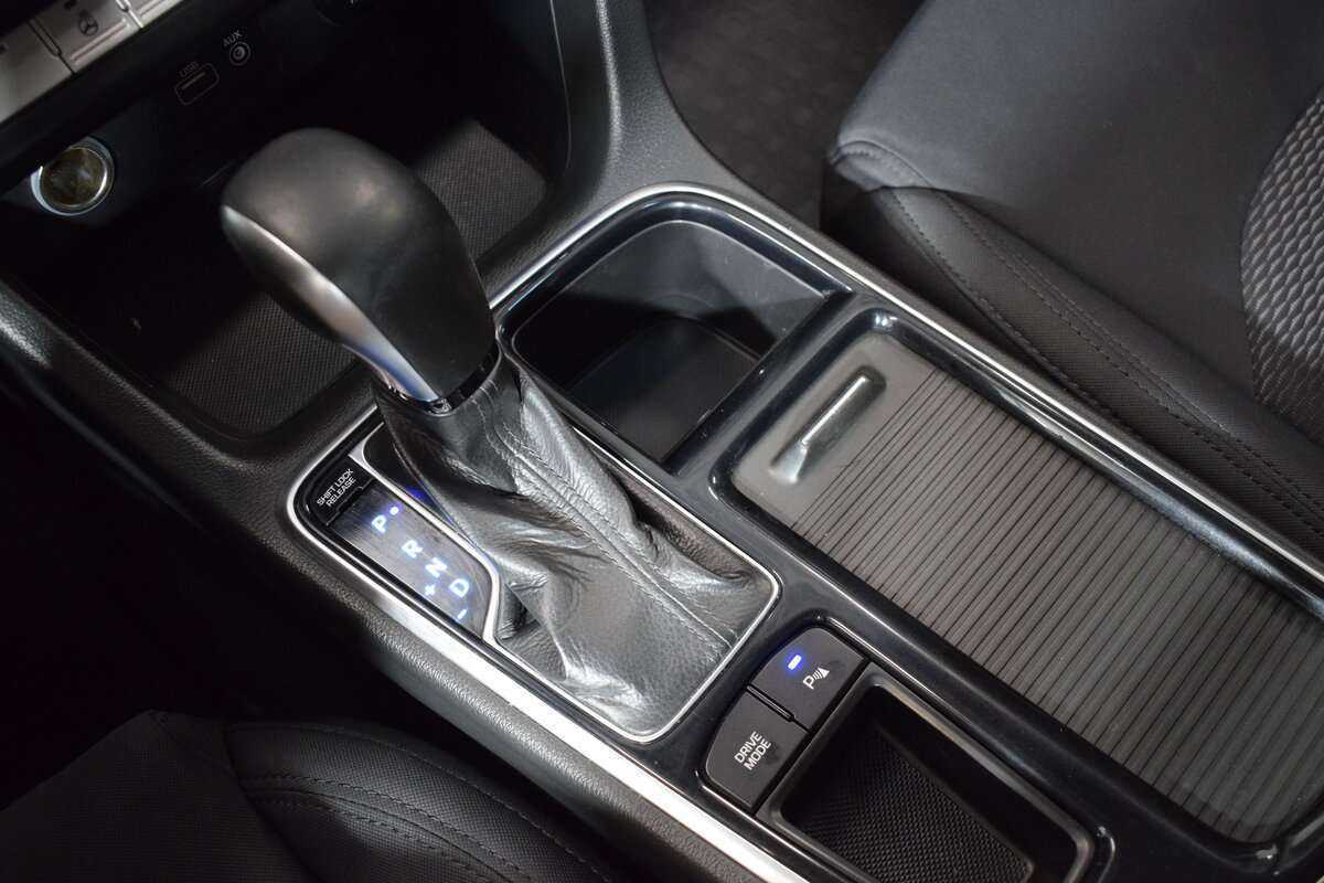Купить Hyundai Sonata с пробегом. Фото: #19