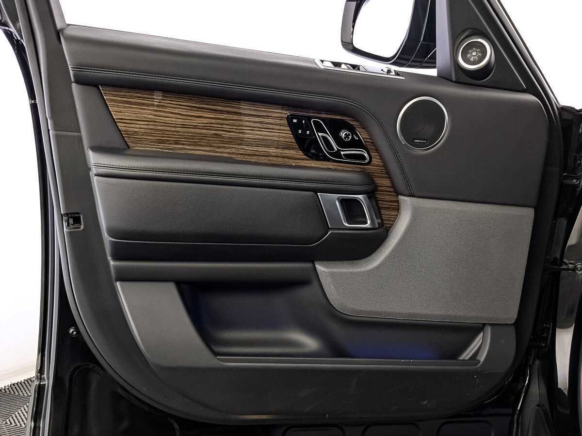 Купить Land Rover Range Rover с пробегом. Фото: #18