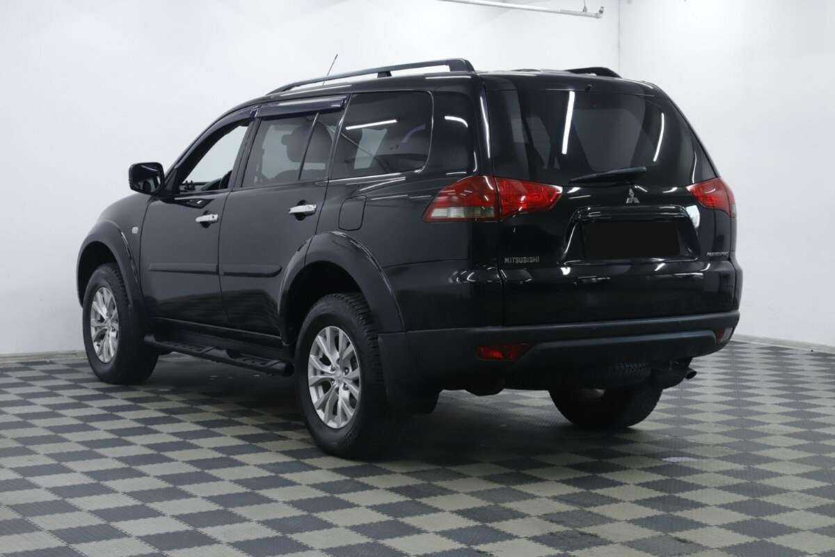 Купить Mitsubishi Pajero Sport с пробегом. Фото: #1