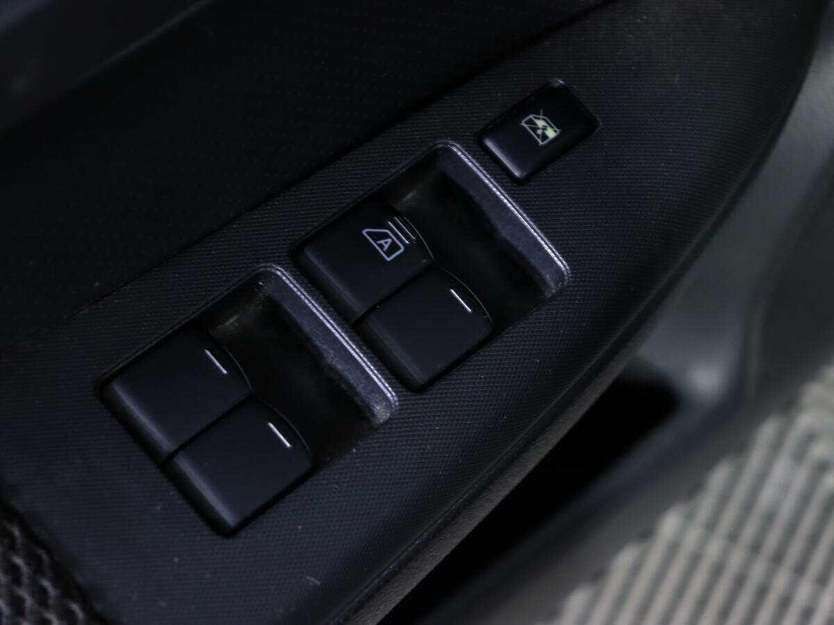 Купить Nissan Note с пробегом. Фото: #11