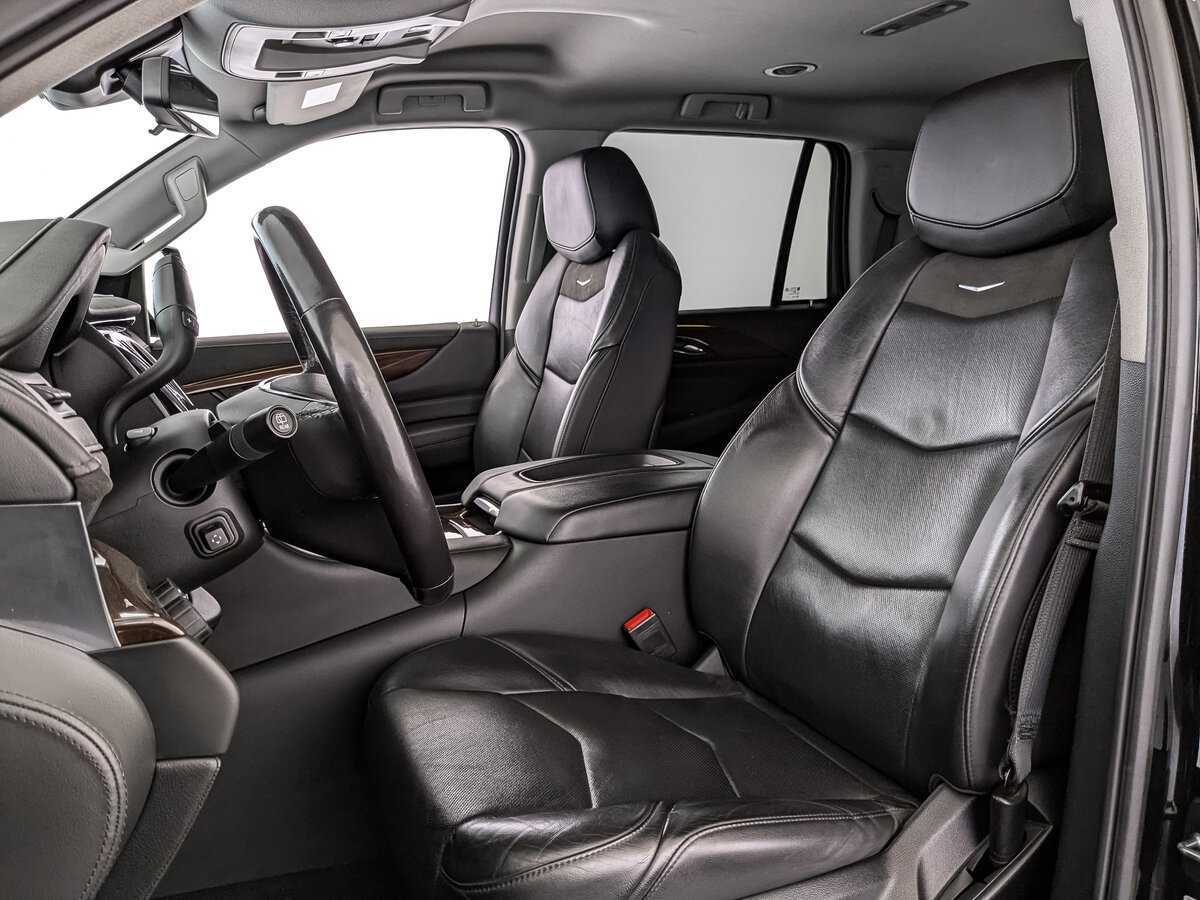 Купить Cadillac Escalade с пробегом. Фото: #14