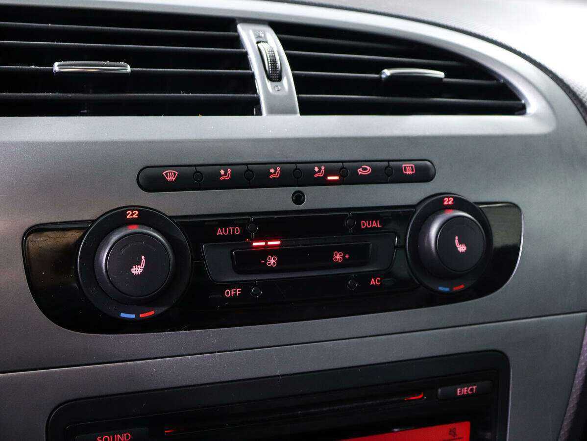 Купить SEAT Leon с пробегом. Фото: #14