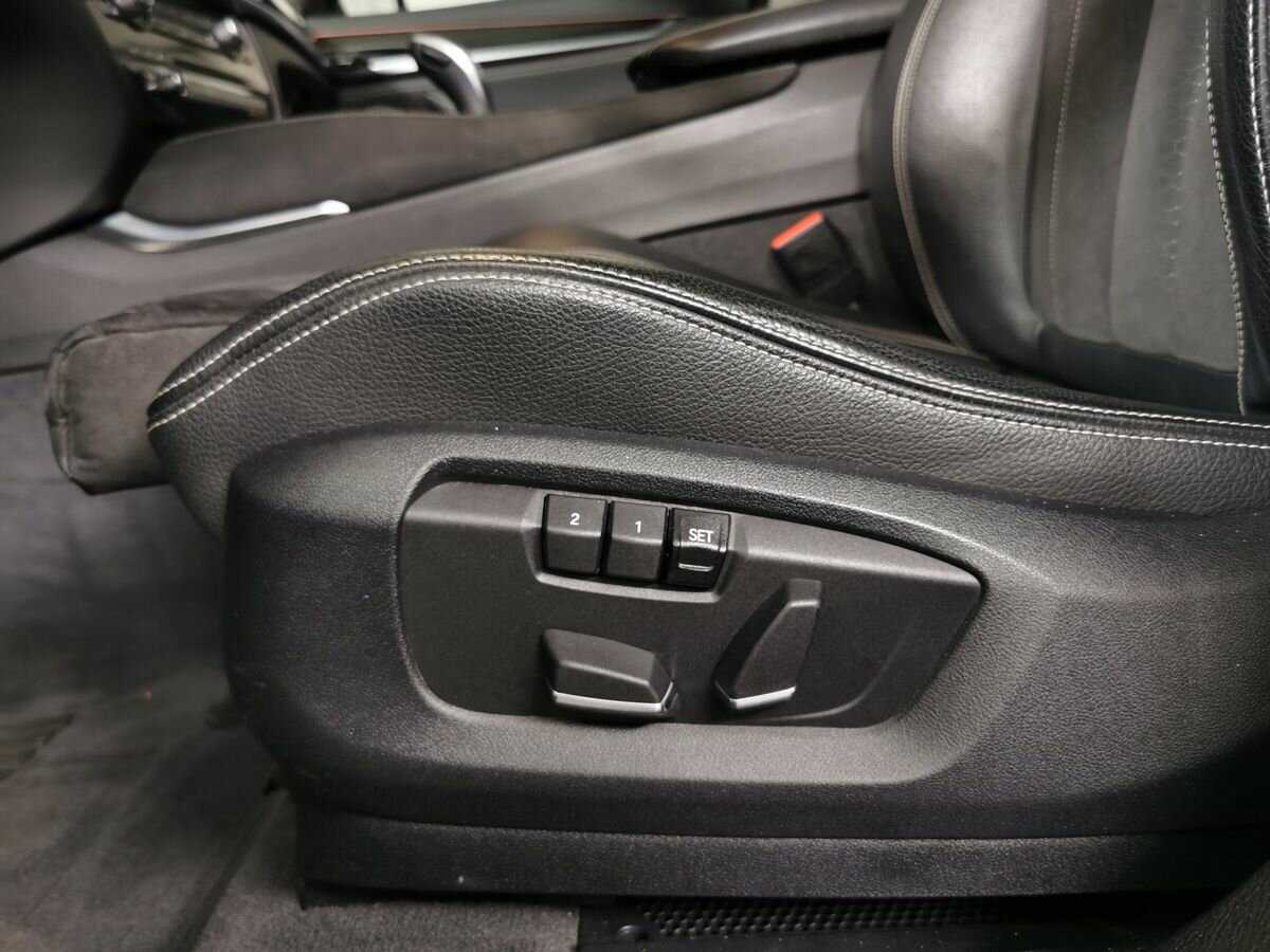 Купить BMW X6 с пробегом. Фото: #17