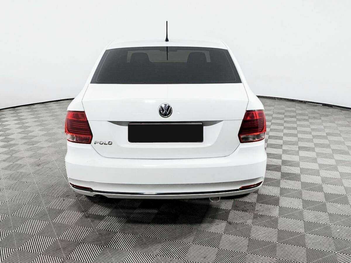 Купить Volkswagen Polo с пробегом. Фото: #5