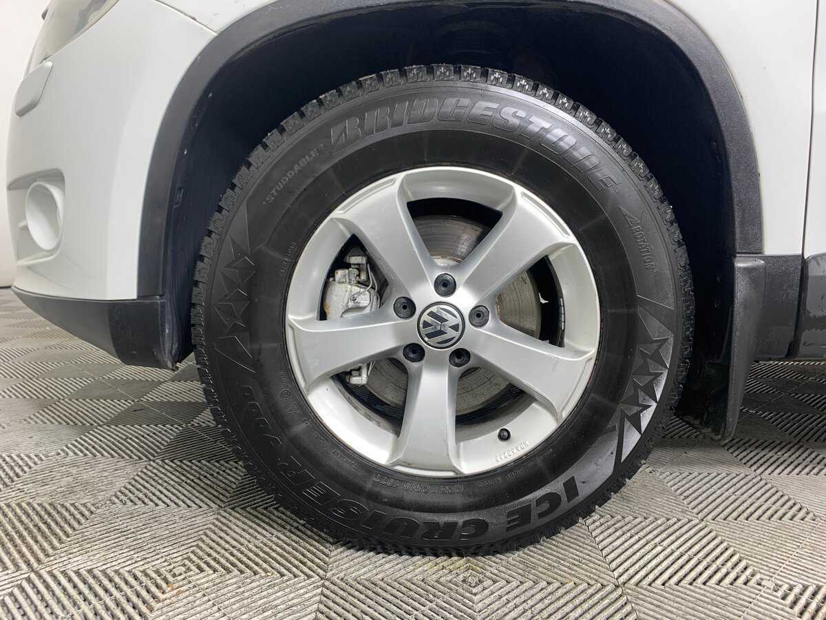 Купить Volkswagen Tiguan с пробегом. Фото: #8