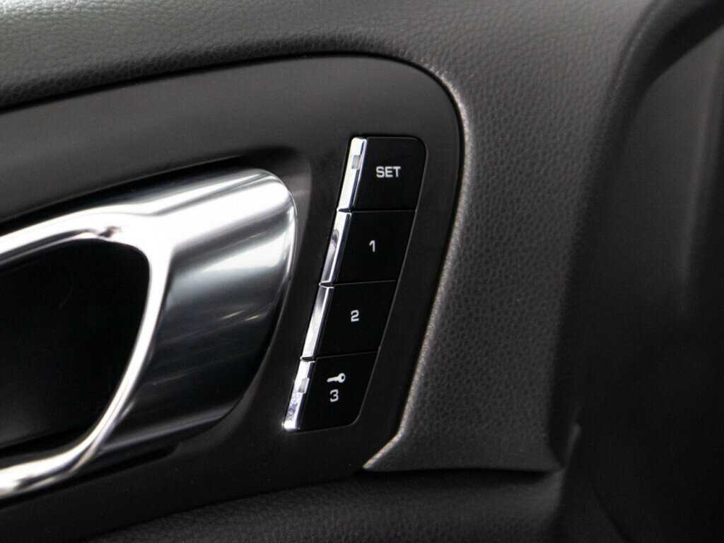 Купить Porsche Cayenne с пробегом. Фото: #21