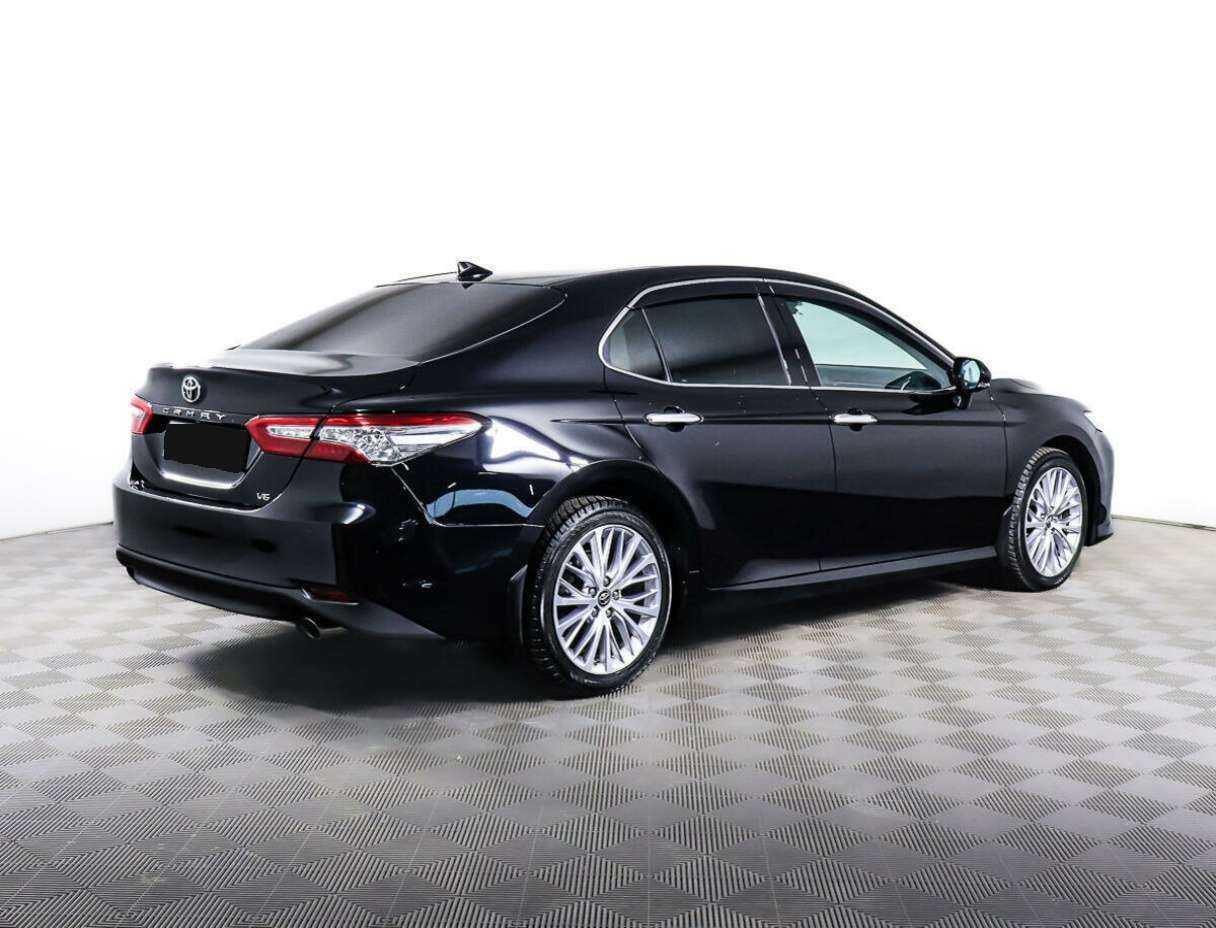 Купить Toyota Camry с пробегом. Фото: #4