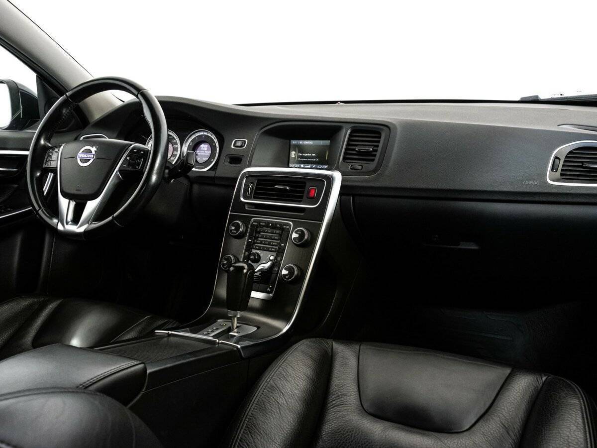 Купить Volvo S60 с пробегом. Фото: #6