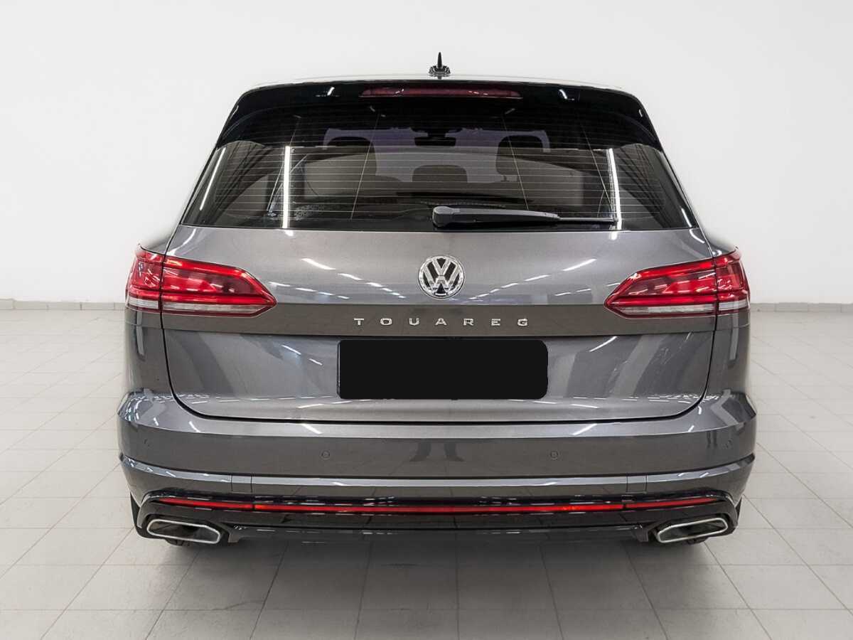 Купить Volkswagen Touareg с пробегом. Фото: #5