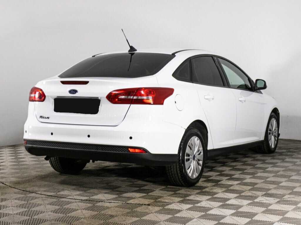 Купить Ford Focus с пробегом. Фото: #4