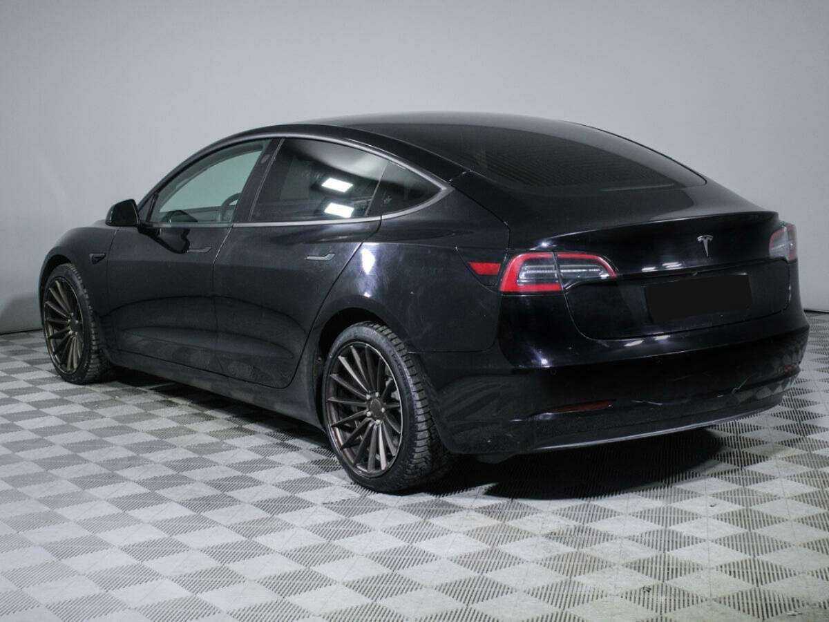 Купить Tesla Model 3 с пробегом. Фото: #6