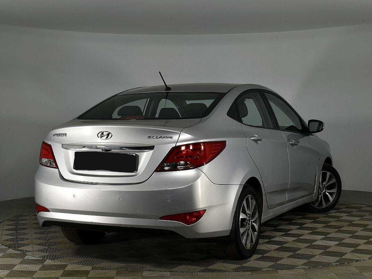 Купить Hyundai Solaris с пробегом. Фото: #1