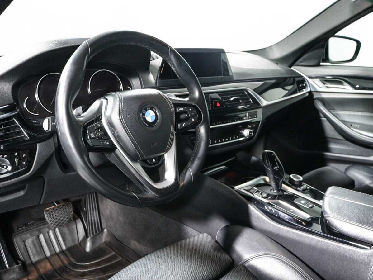 Купить BMW 5 серии с пробегом. Фото: #11