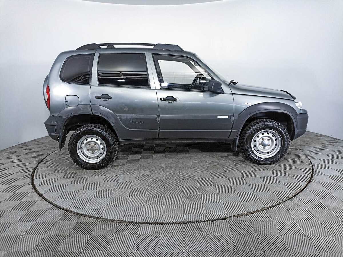 Купить Chevrolet Niva с пробегом. Фото: #3