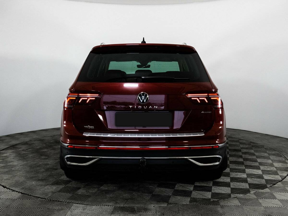 Купить Volkswagen Tiguan с пробегом. Фото: #4