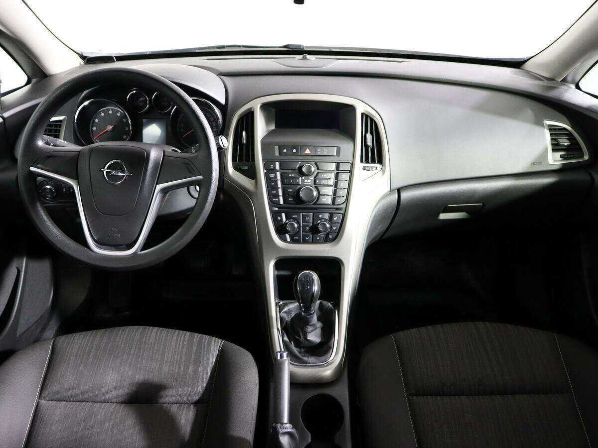 Купить Opel Astra с пробегом. Фото: #9