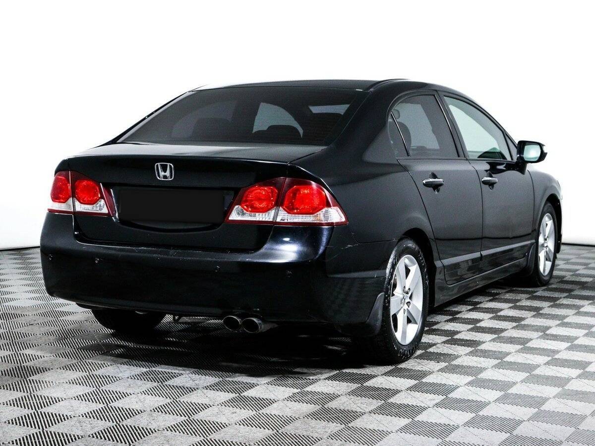 Купить Honda Civic с пробегом. Фото: #4