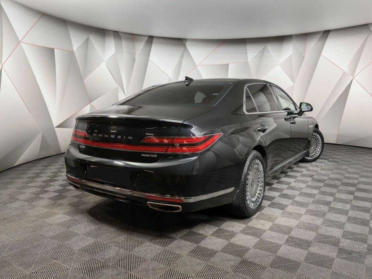 Купить Genesis G90 с пробегом. Фото: #1