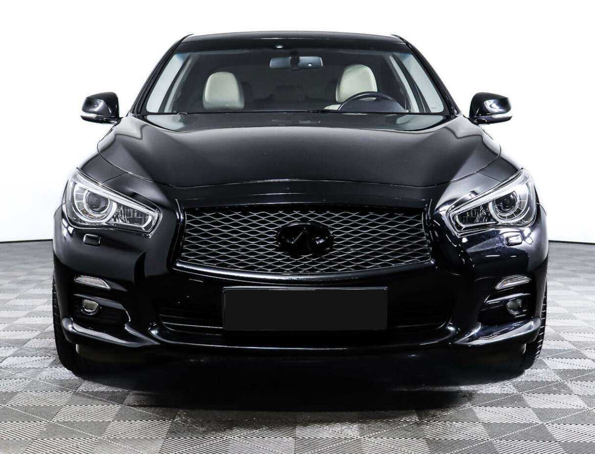 Купить Infiniti Q50 с пробегом. Фото: #1
