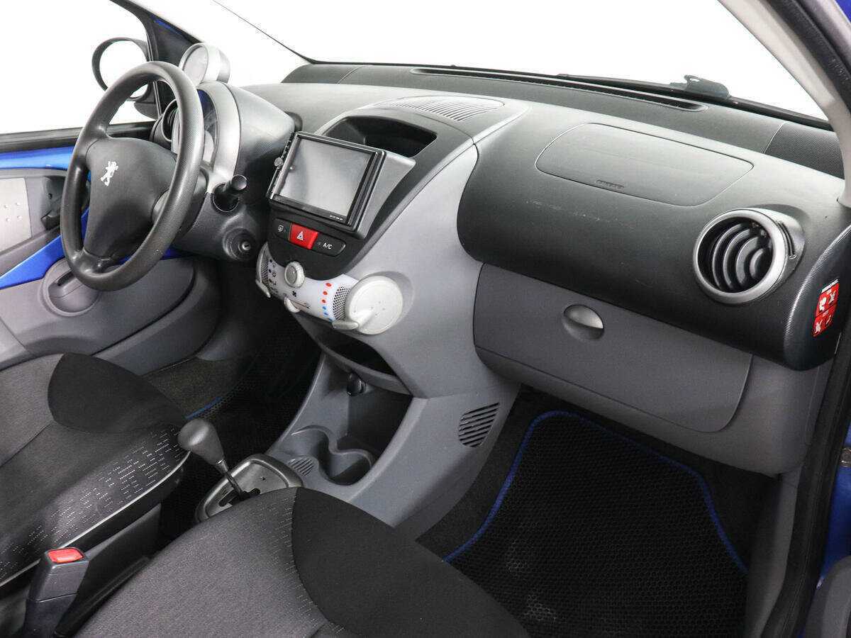 Купить Peugeot 107 с пробегом. Фото: #9