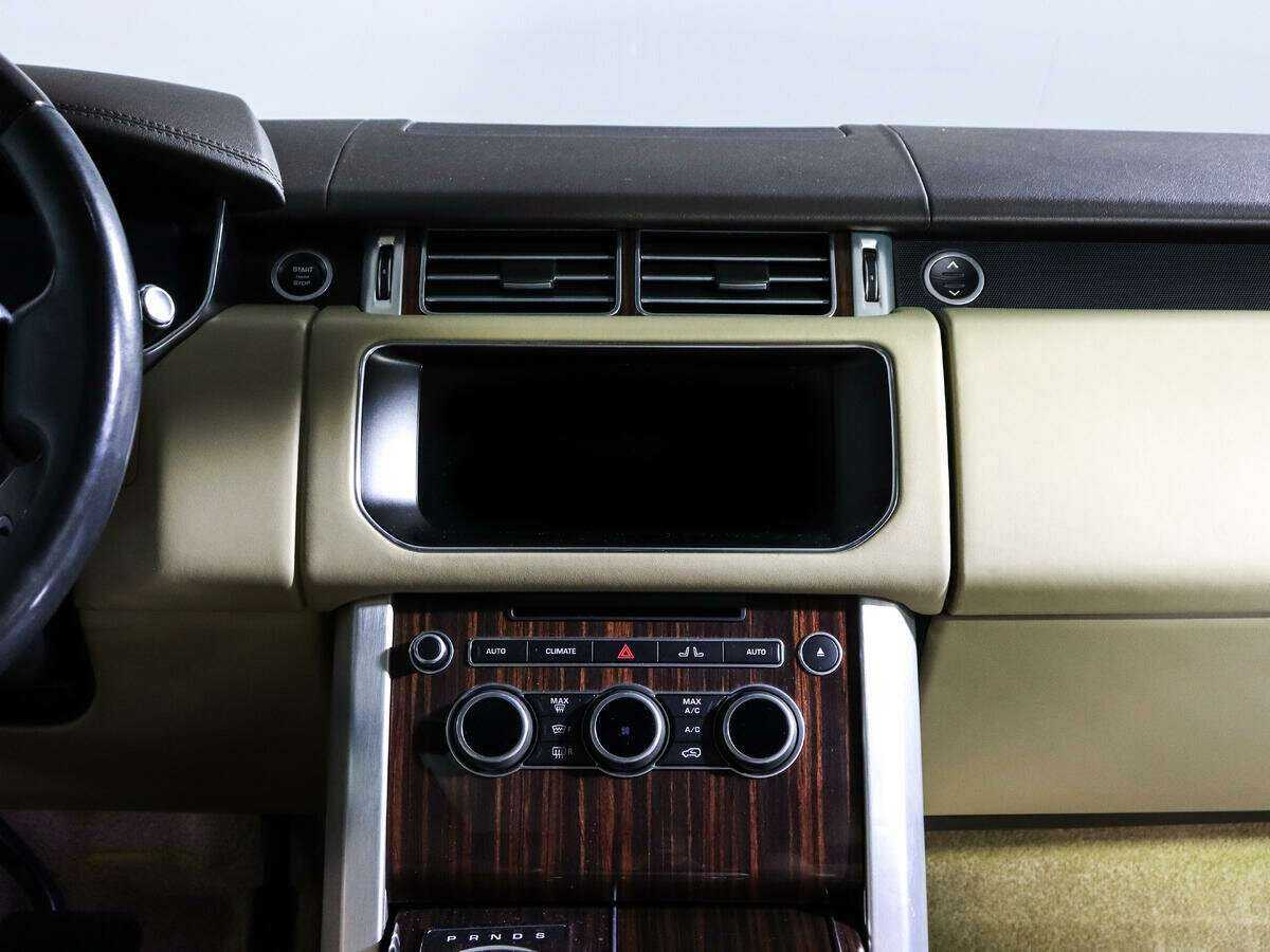 Купить Land Rover Range Rover с пробегом. Фото: #9