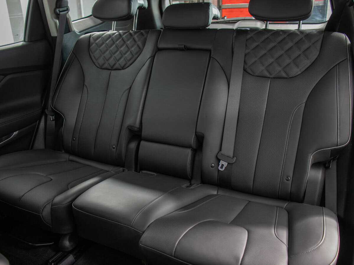 Купить Hyundai Santa Fe с пробегом. Фото: #11