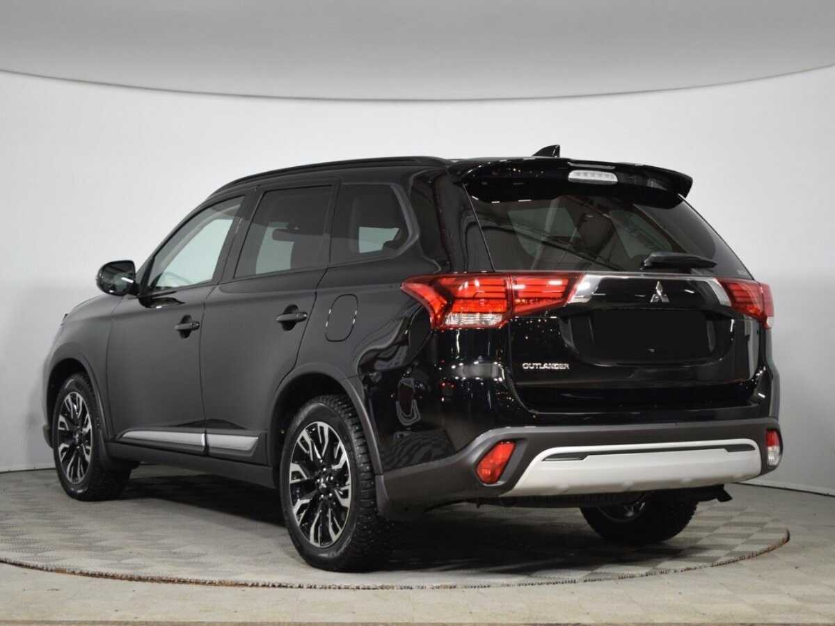 Купить Mitsubishi Outlander с пробегом. Фото: #5