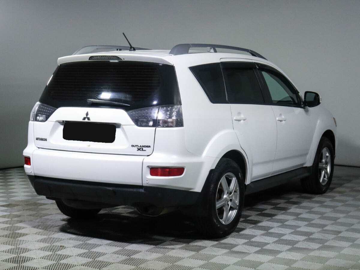 Купить Mitsubishi Outlander с пробегом. Фото: #4