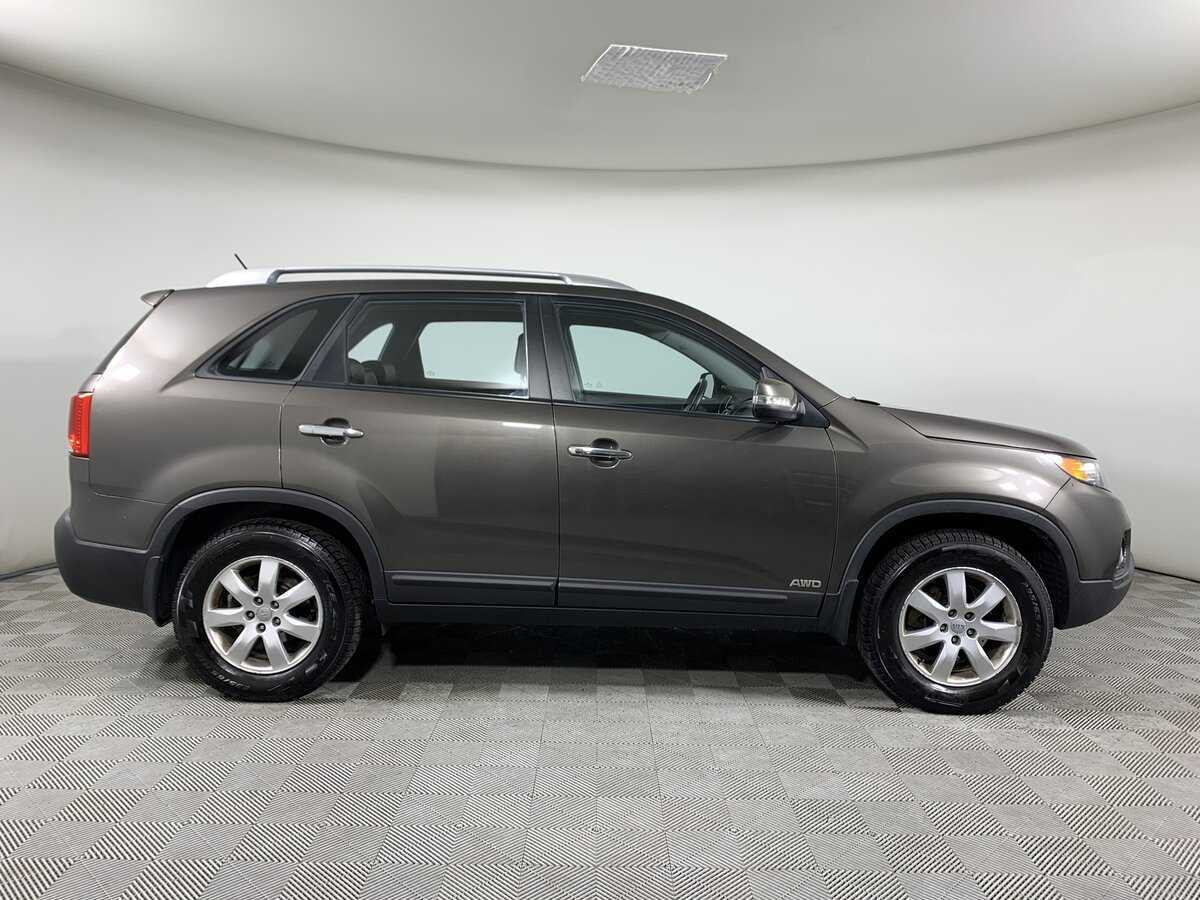 Купить Kia Sorento с пробегом. Фото: #3