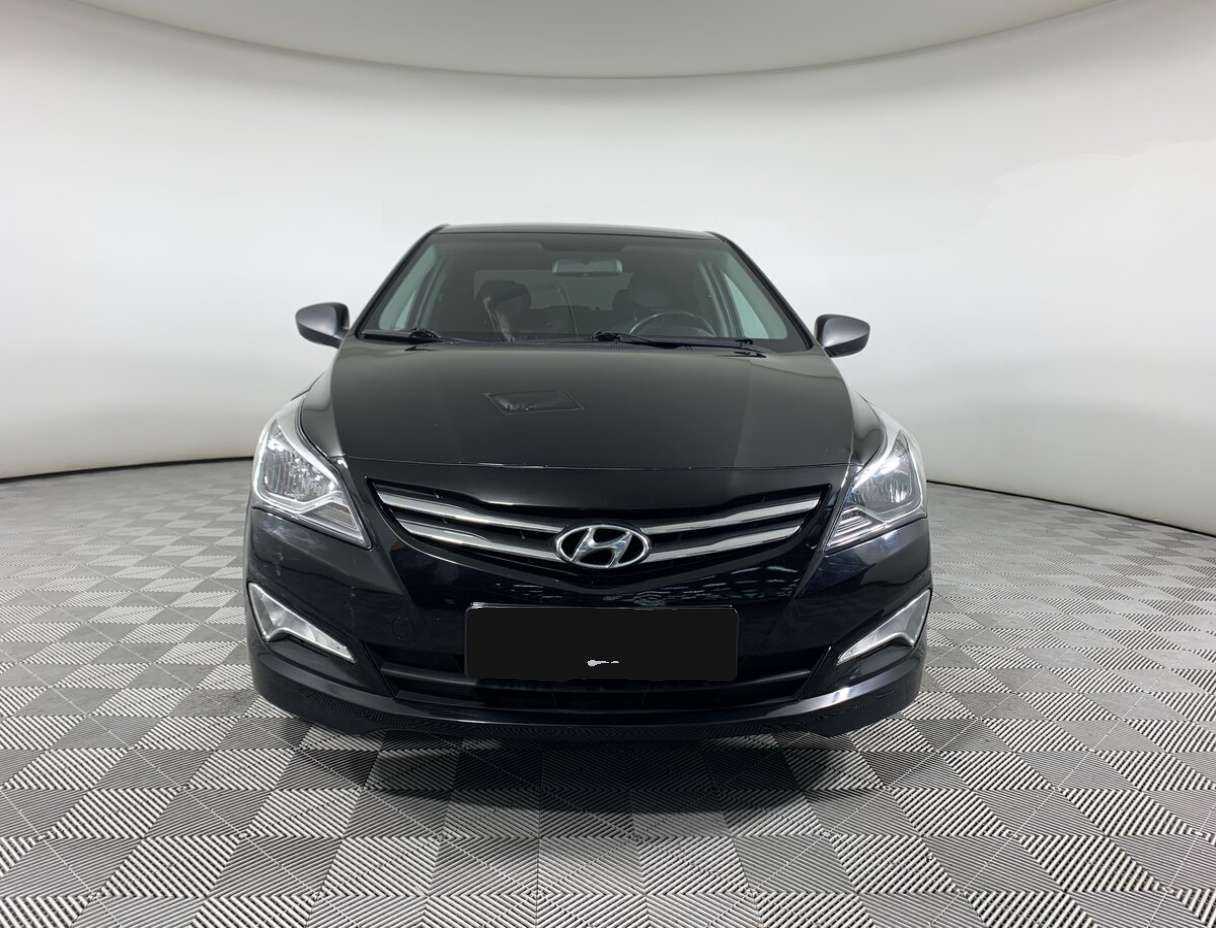 Купить Hyundai Solaris с пробегом. Фото: #1