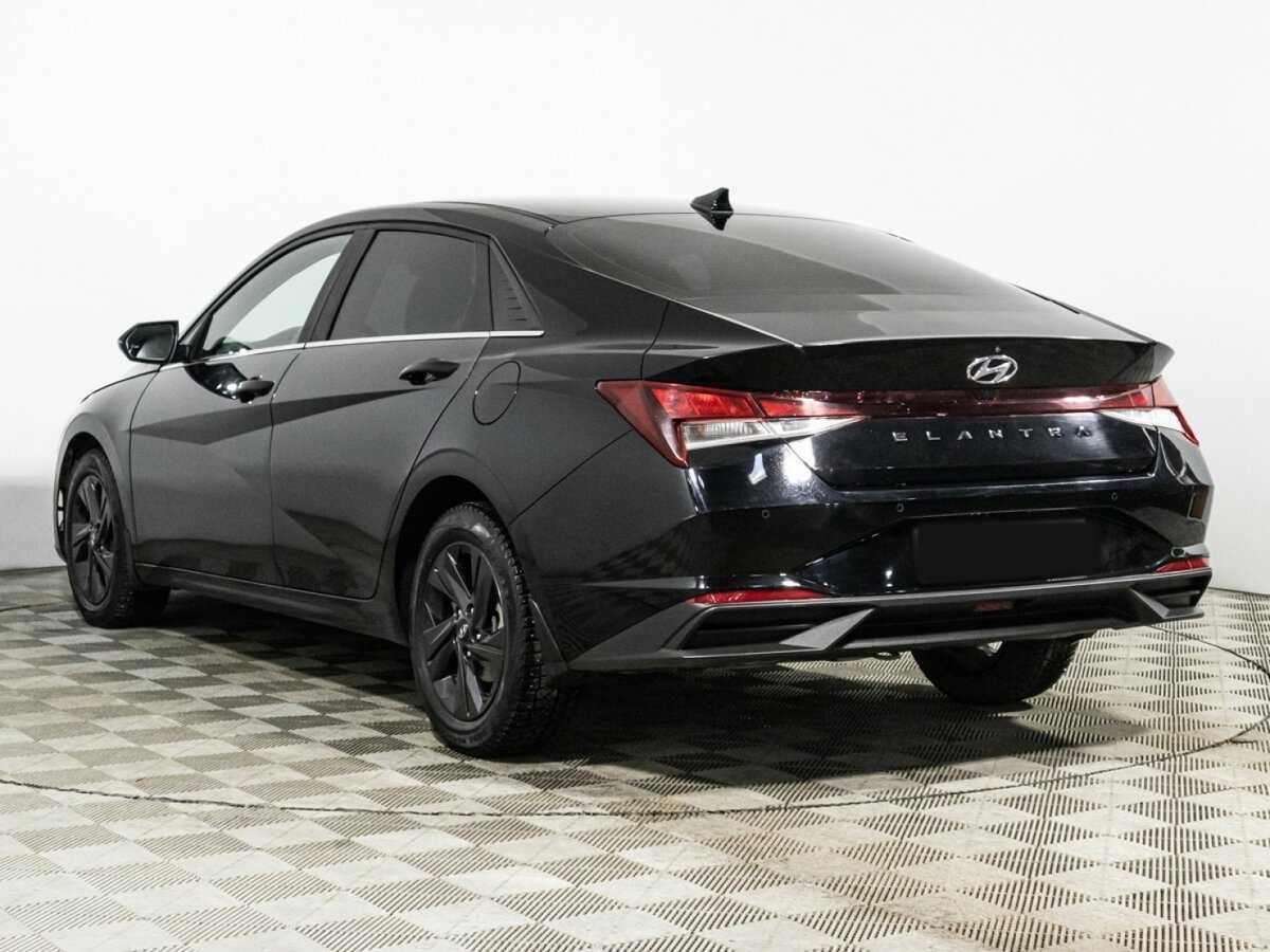 Купить Hyundai Elantra с пробегом. Фото: #6