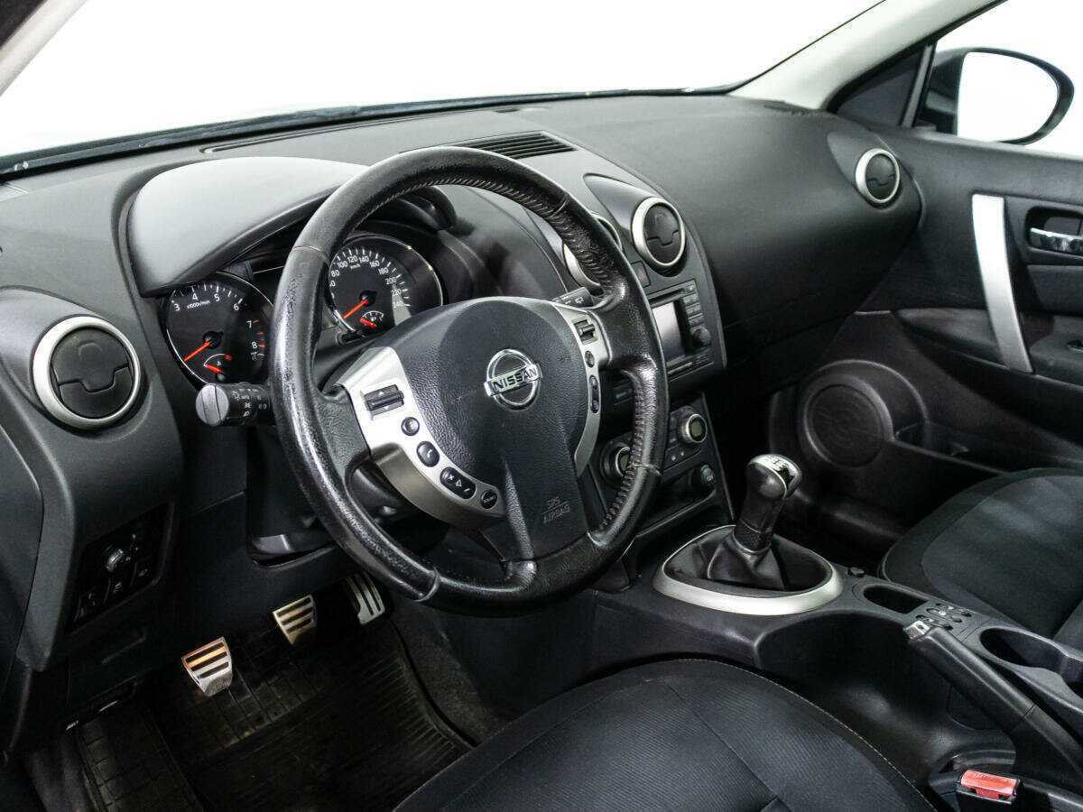 Купить Nissan Qashqai+2 с пробегом. Фото: #10