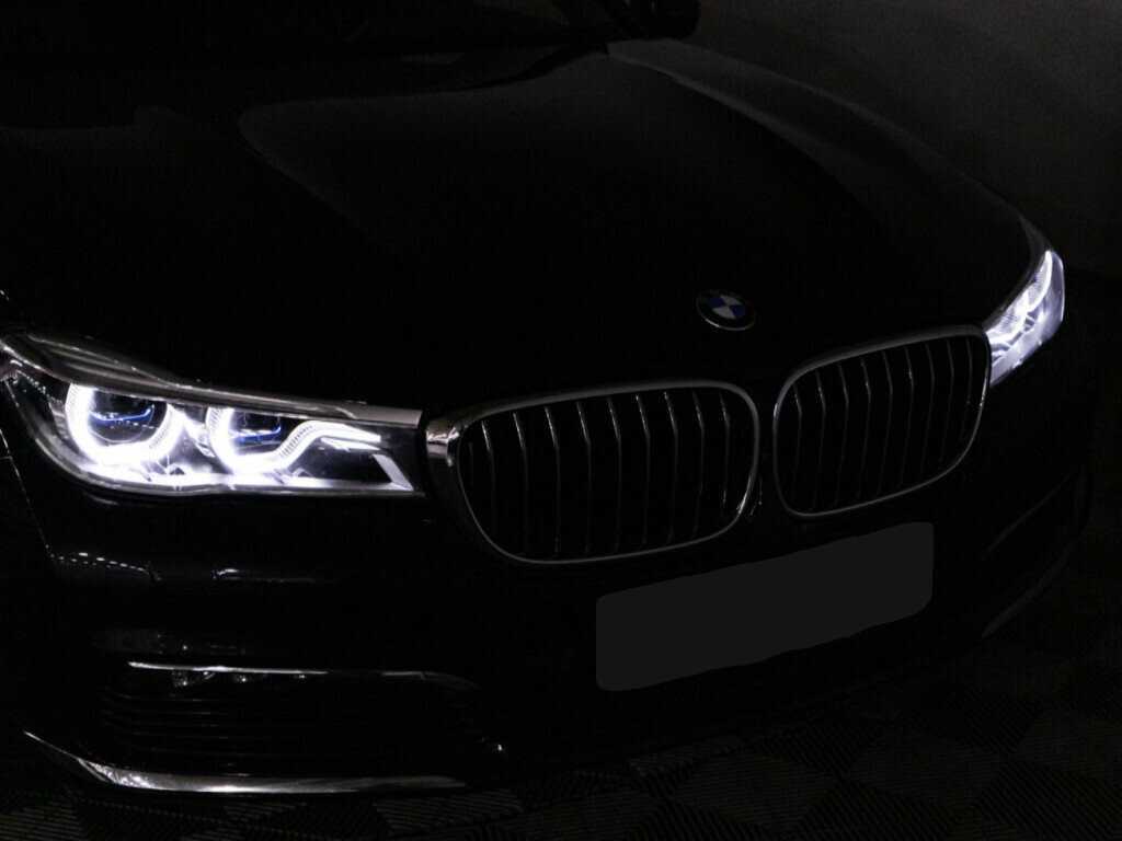 Купить BMW 7 серии с пробегом. Фото: #31