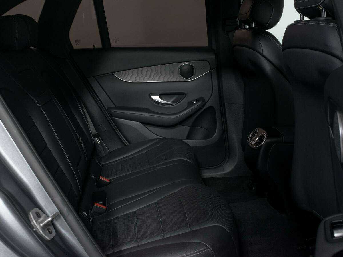 Купить Mercedes-Benz GLC с пробегом. Фото: #9