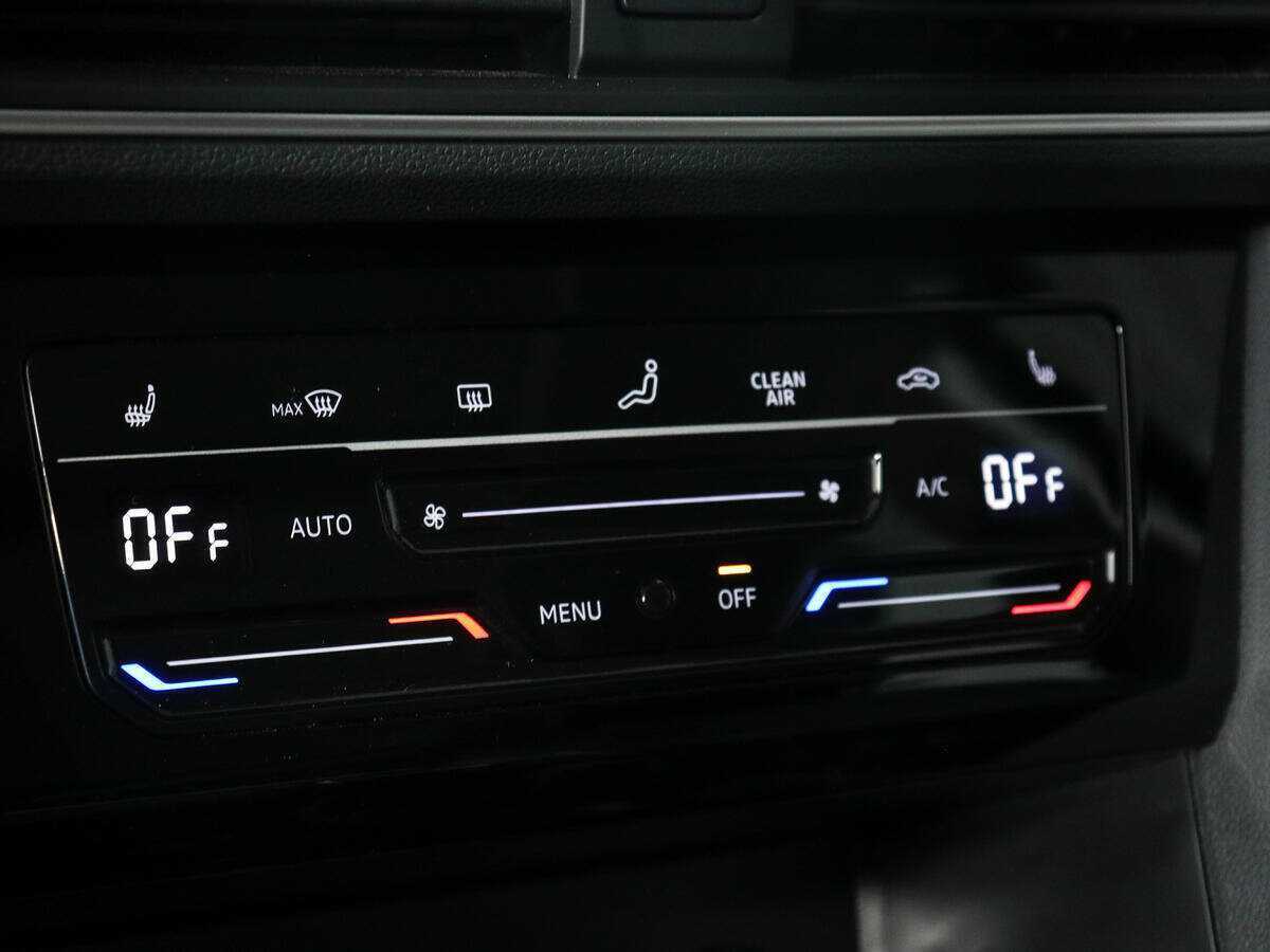 Купить Volkswagen Tiguan с пробегом. Фото: #19