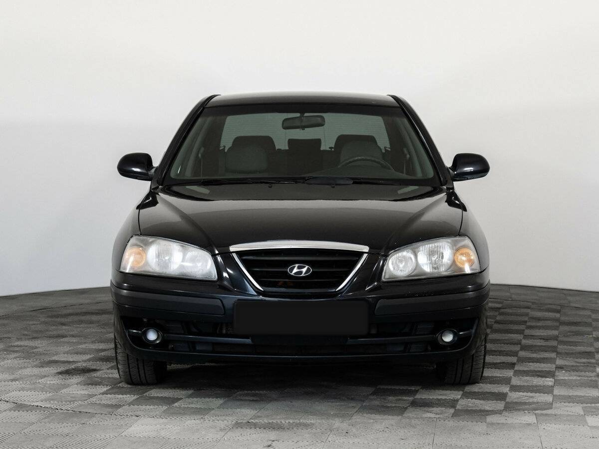 Купить Hyundai Elantra с пробегом. Фото: #1
