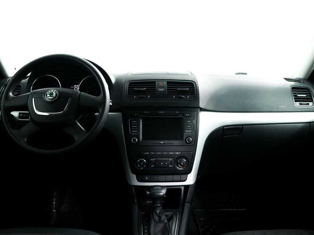Купить Skoda Yeti с пробегом. Фото: #10