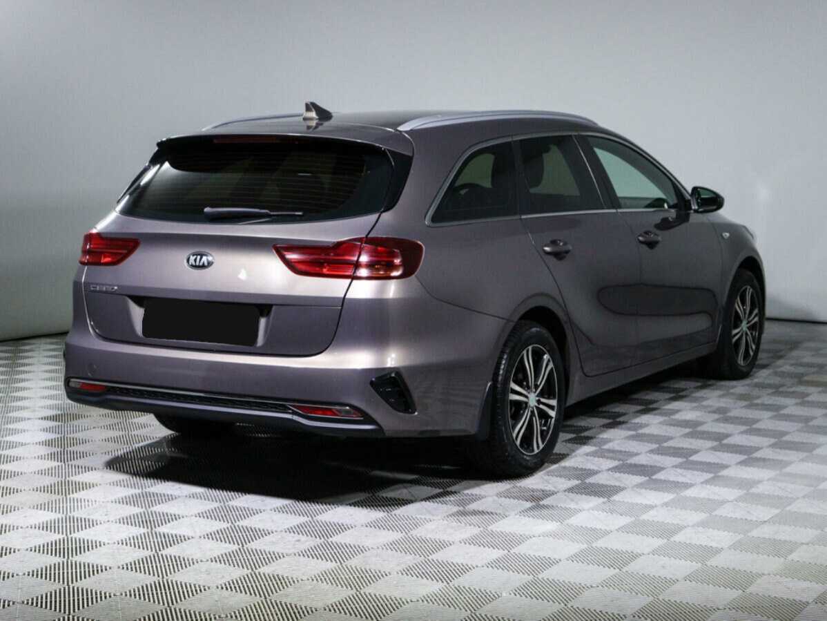 Купить Kia Ceed с пробегом. Фото: #4